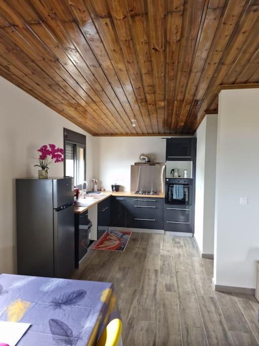 Charment Appartement Avec Vue Sur Mer Petite Île Extérieur photo